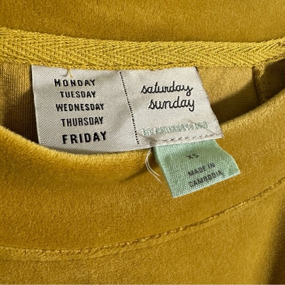 Saturday/Sunday Anthropologie Kamira Ruched Sweatshirt Marigold Velour Size XS - Picture 6 of 10
